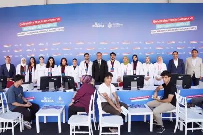İBB, üniversite tercihlerinde gençlerin yanında