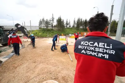 Kocaeli Büyükşehir’in sahadaki güçlü imzası: A Takımı