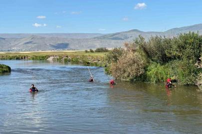 Kura Nehri’nde kaybolan Çoban’dan acı haber: Cansız bedeni 5 metre ileride bulundu