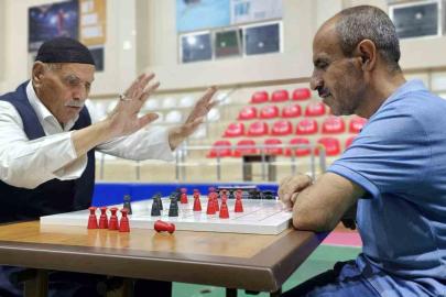 Muş’ta 1. Uluslararası Dama Turnuvası heyecanı sürüyor