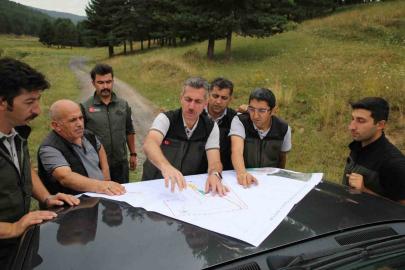 Sarıkamış’ta orman çalışmaları masaya yatırıldı: Bölge Müdürü Karakurt’tan sahalarda inceleme