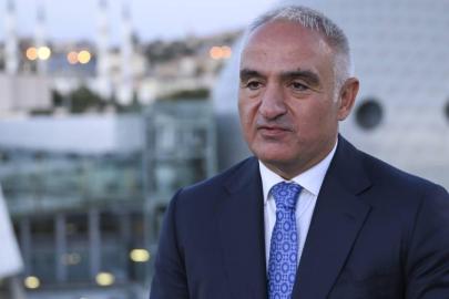 Bakan Ersoy'dan Filenin Sultanları'na tebrik mesajı