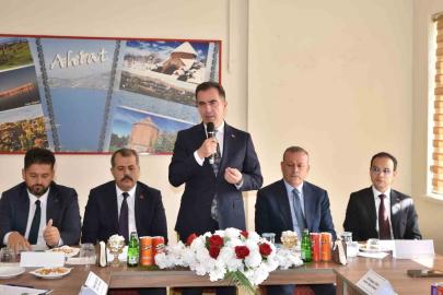 Bitlis’te "Geleneksel Ahlat Taş İşçiliği Çalıştayı" düzenlendi
