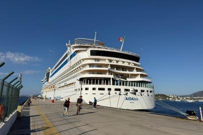 Bodrum’a deniz yoluyla 2 bin 243 turist geldi