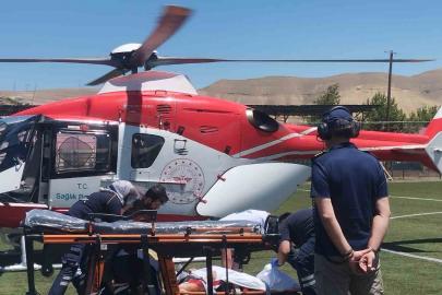 Darende’de 53 yaşındaki hasta, hava ambulansıyla Malatya’ya sevk edildi