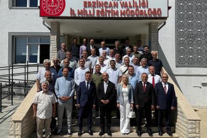 Erzincan’da ilkokul müdürleriyle yeni eğitim öğretim yılı toplantısı yapıldı