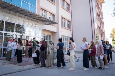 KPSS maratonu başladı. Son anda yetişen de oldu, içeri giremeyen de