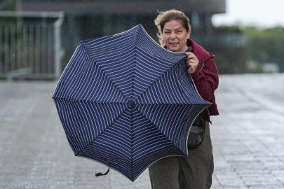 Meteoroloji yayınladı, tarih belli oldu. İstanbul'da hava sıcaklığı 14 dereceye düşecek
