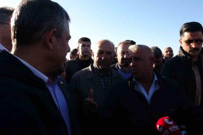 Özgür Özel Kars Hayvan Pazarı’nda: "Çerçeve yasayı konuşursam yarın bir tane küpe okumazsınız"