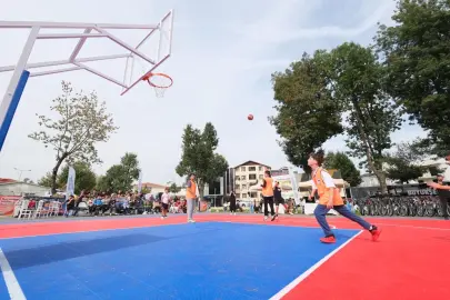 Sakarya'da 250’den fazla sporcu parkede ter döktü