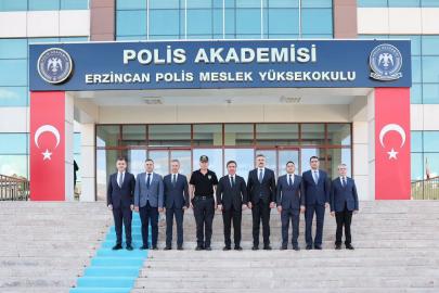 Vali Aydoğdu’dan Emniyet Müdürü Doköz’e iade-i ziyaret