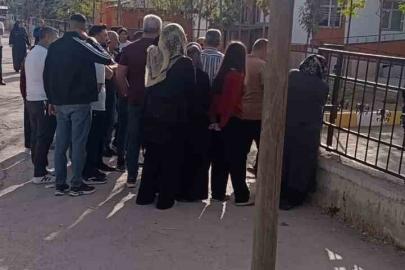 Van’da silahlı öğrenci alarmı