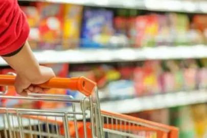 Yıllık ticaret satış hacmi geriledi