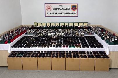 Aksu’da 5,2 milyonluk kaçak ürün ele geçirildi