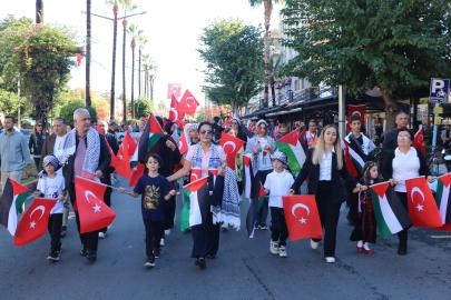 Alanya'da 'Gazze İçin Sessiz Çığlık Yürüyüşü'