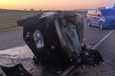 Ankara'da iki otomobilin çarpıştığı kazada 3 kişi öldü, 5 kişi yaralandı
