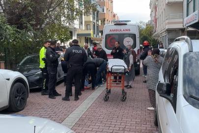Avcılar'da yol verme tartışması. 3 kişiye aracıyla çarptı, 4 gözaltı var