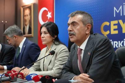 Bakan Tekin: "Sahtekarlara, hırsızlara sahip çıkan bir muhalefetle karşı karşıyayız"