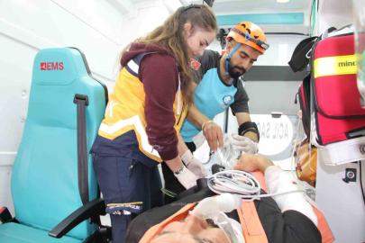 Bingöl’deki deprem tatbikatı gerçeği aratmadı