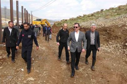Bitlis’te çığ riskine karşı önlem çalışmaları sürüyor