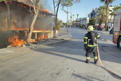 Bodrum'da tadilat yapılan iş yerinin bulunduğu binada yangın