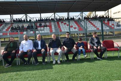 Bulanık Gençlerbirliği şampiyon oldu, play-off biletini aldı