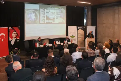 Bursa’nın mimari mirası 700. yılında masaya yatırıldı