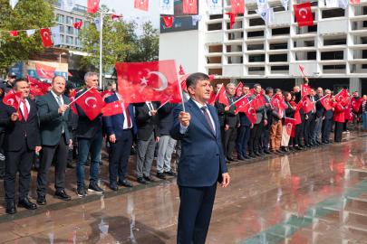 Büyükşehir’de Cumhuriyet kutlaması