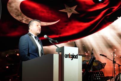 Ercan Yavaş: Cumhuriyet'in ikinci yüzyılında en büyük görevimiz, geleceği inşa etmektir