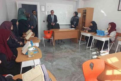 Erzincan İl Müftüsü Yazıcı’dan Kız Kur’an Kursuna ziyaret