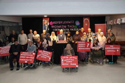 Erzurum’da dünya yaşlılar günü etkinlikleri