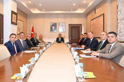 Erzurum’da gençlerin dijital dünyası masaya yatırıldı