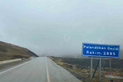 Erzurum’un yüksek kesimlerinde kar yağışı ve yoğun sis etkili oluyor