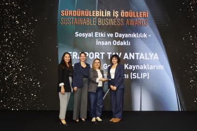 Fraport TAV Antalya Havalimanı'nın insan odaklı sosyal sürdürülebilirlik çalışmalarına ödül