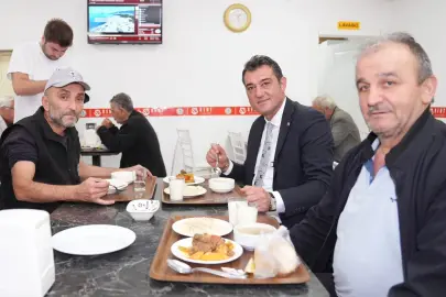 Giresun'da Başkan Köse Kent Lokantası’nda vatandaşlarla buluştu
