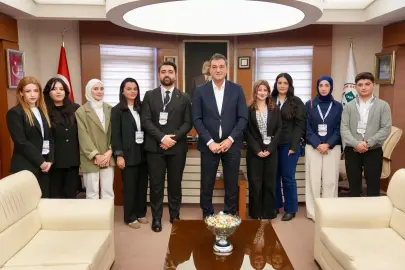 Giresun'da Başkan Köse, üniversiteli gençleri ağırladı