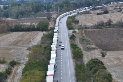 Hamzabeyli Sınır Kapısı'nda 27 kilometrelik TIR kuyruğu