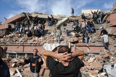 HÜDA PAR Van İl Başkanlığından depremin 15'inci yıl dönümünde kritik rapor!