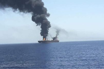 İran: Hürmüz Boğazı'nda izinsiz rotayı kullanan 3 petrol tankeri mayınlara çarptı