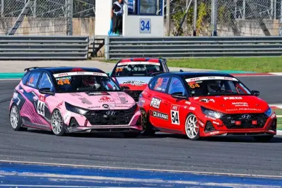İstanbul Park'ta zirve mücadelesi nefes kesti