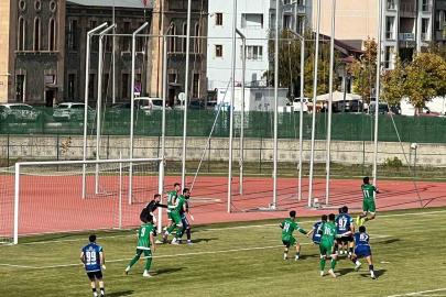 Kars 36 Spor: 3 Beşikdüzü 1834 Spor: 0