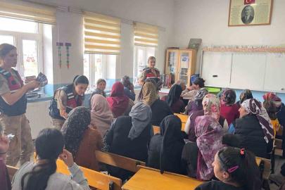 Kars’ta 152 vatandaşa KADES ve 6284 sayılı Kanun anlatıldı