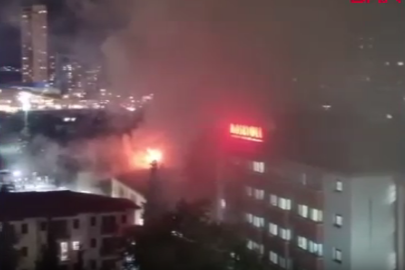 Kartal'da hastanenin çatısında yangın