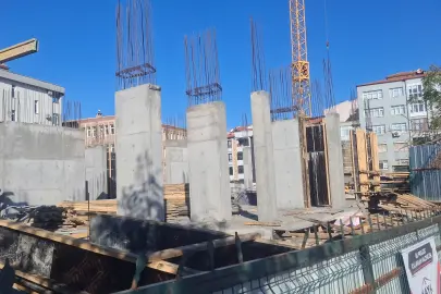 Keşan’da yıkılan eski Hükümet Konağı inşaatı hızla yükseliyor