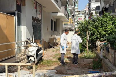 Kız kardeşini balkondan atıp, tabancayla yaşamına son verdi