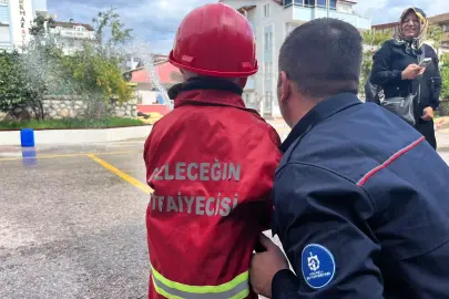 Kocaeli'de minikler itfaiyeyi yakından tanıdı