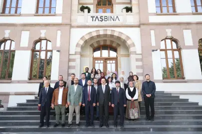 Konya'da uluslararası genç yazarlardan Başkan Altay'a ziyaret
