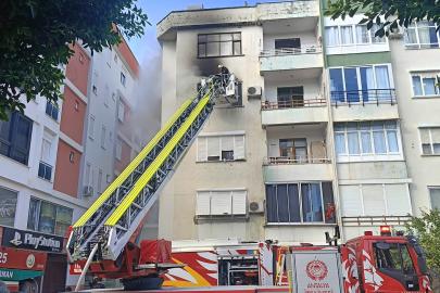 Kumluca'da ev yangını