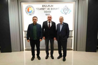 Lila kağıt yönetim kurulu başkanı Öğücü’den Başkan Özakalın’a teşekkür ziyareti