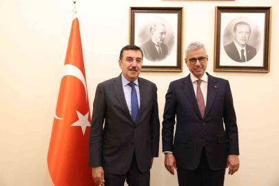 Milletvekili Tüfenkci, Sağlık Bakanı Memişoğlu ile Malatya’nın sağlık yatırımlarını görüştü